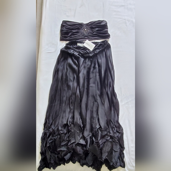 ORNA FARHO black Skirt with belt - Picture 3 of 3